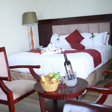 Water Front Hotel บาเฮอร์ดาร์ ภายนอก รูปภาพ