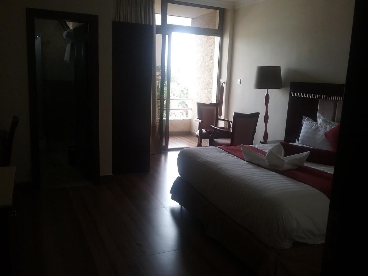 Water Front Hotel บาเฮอร์ดาร์ ภายนอก รูปภาพ