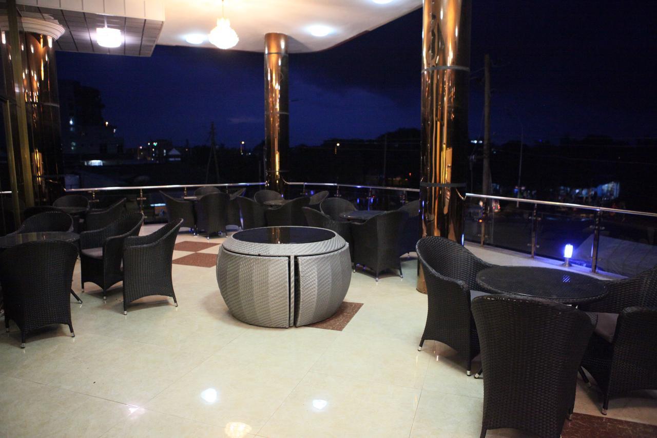 Water Front Hotel บาเฮอร์ดาร์ ภายนอก รูปภาพ