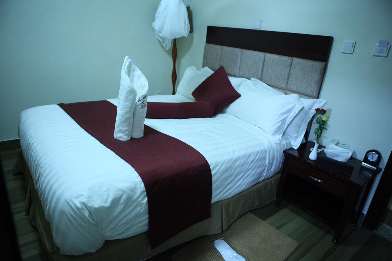Water Front Hotel บาเฮอร์ดาร์ ภายนอก รูปภาพ
