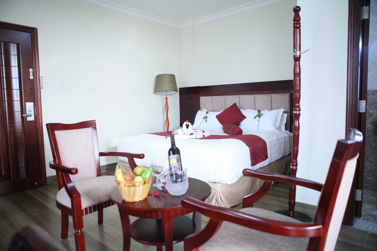 Water Front Hotel บาเฮอร์ดาร์ ภายนอก รูปภาพ