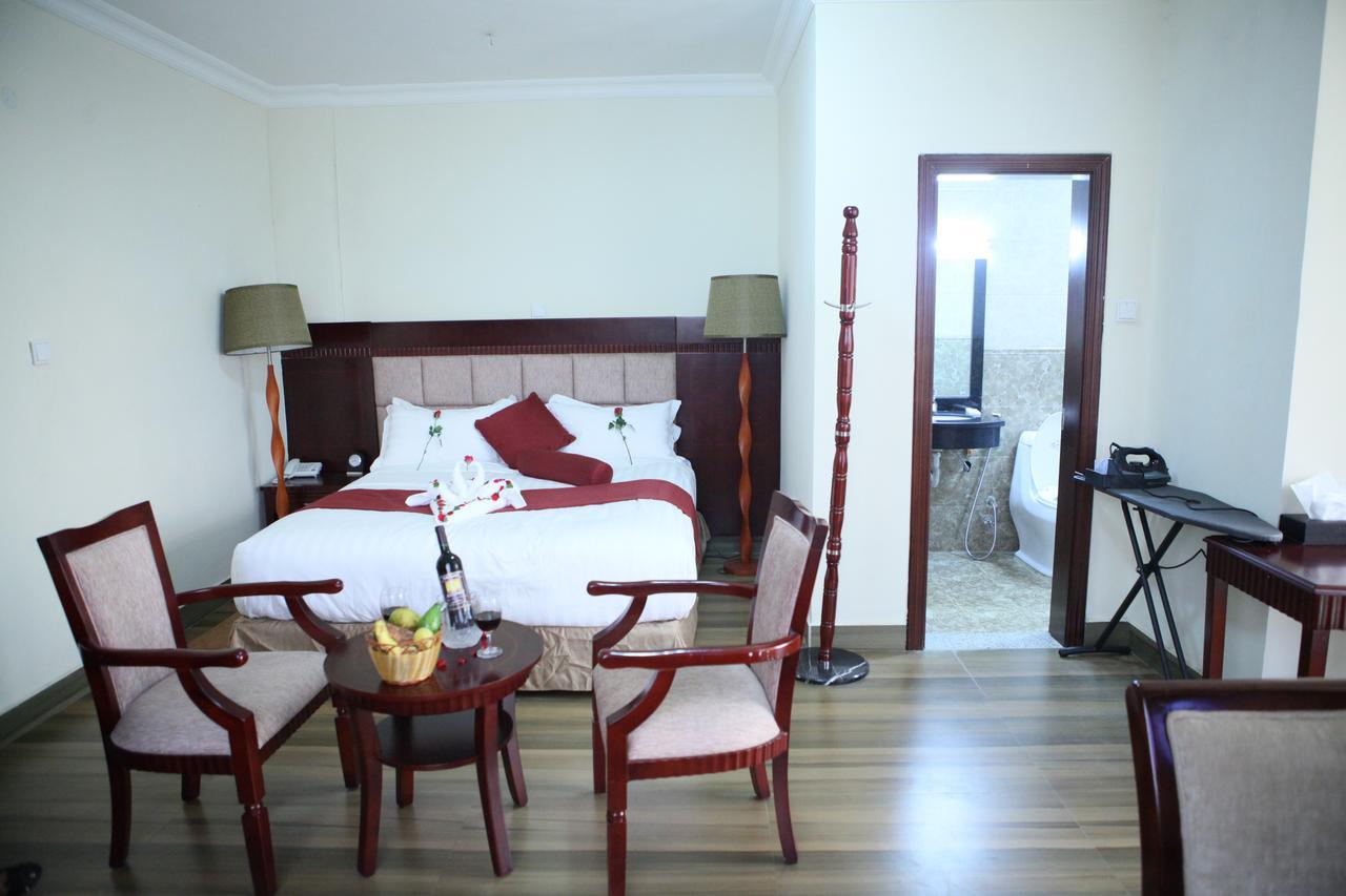 Water Front Hotel บาเฮอร์ดาร์ ภายนอก รูปภาพ